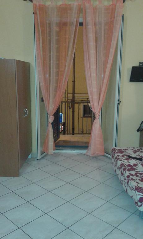 Lina House Apartment Giardini Naxos Luaran gambar